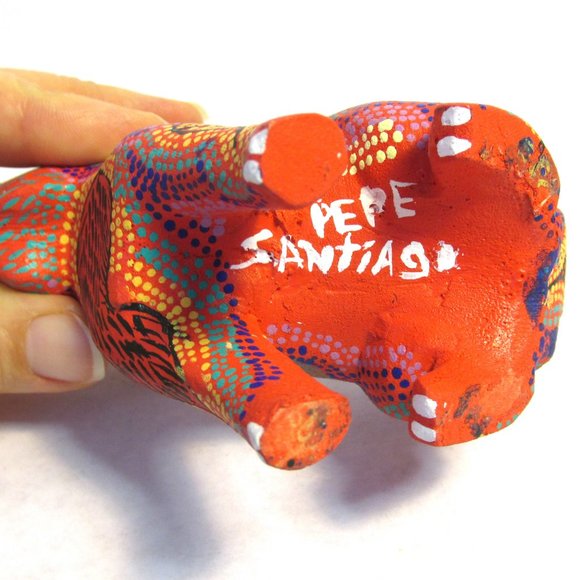 Small Rabbit Alebrije signed by Pepe Santiago - Picture 4 of 9